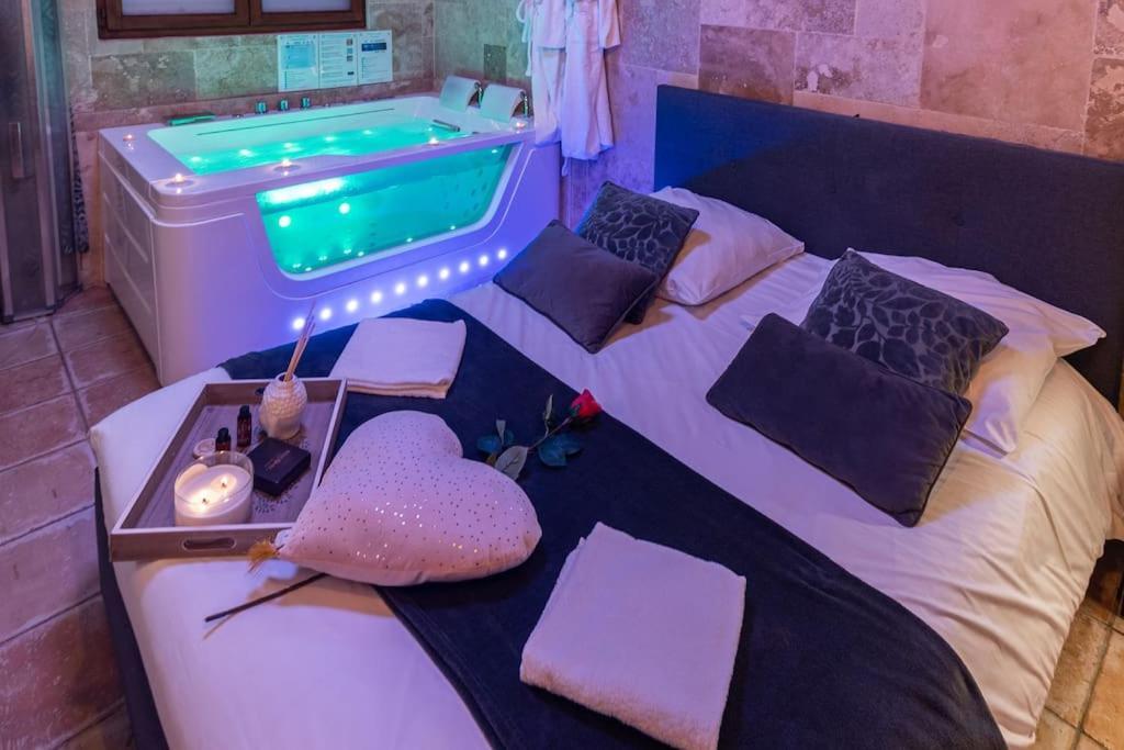 Bed & Spa - La Parenthese Topdestination-Dijon - Centre Ville - Classe 3 Etoiles Buitenkant foto
