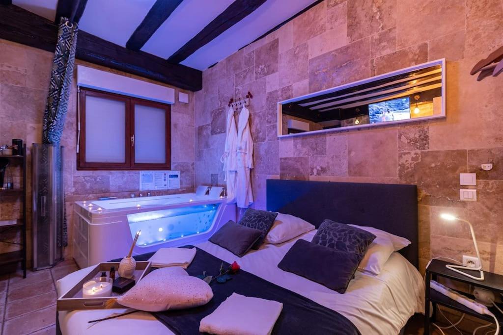 Bed & Spa - La Parenthese Topdestination-Dijon - Centre Ville - Classe 3 Etoiles Buitenkant foto